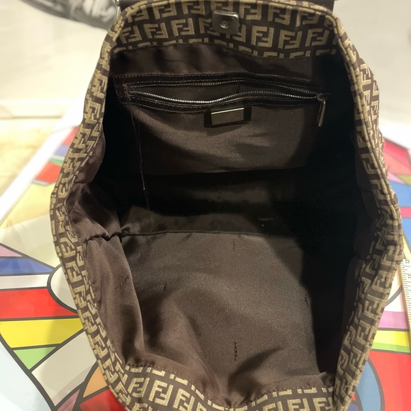 Fendi bag - Picture 7 of 14